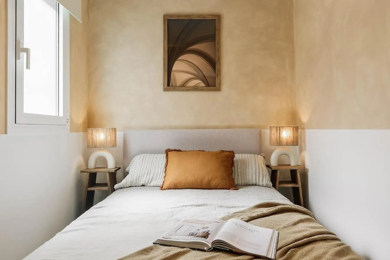 Pontone - 2 Bedrooms And Balcony In Eixample Dreta Barcelone Appartement